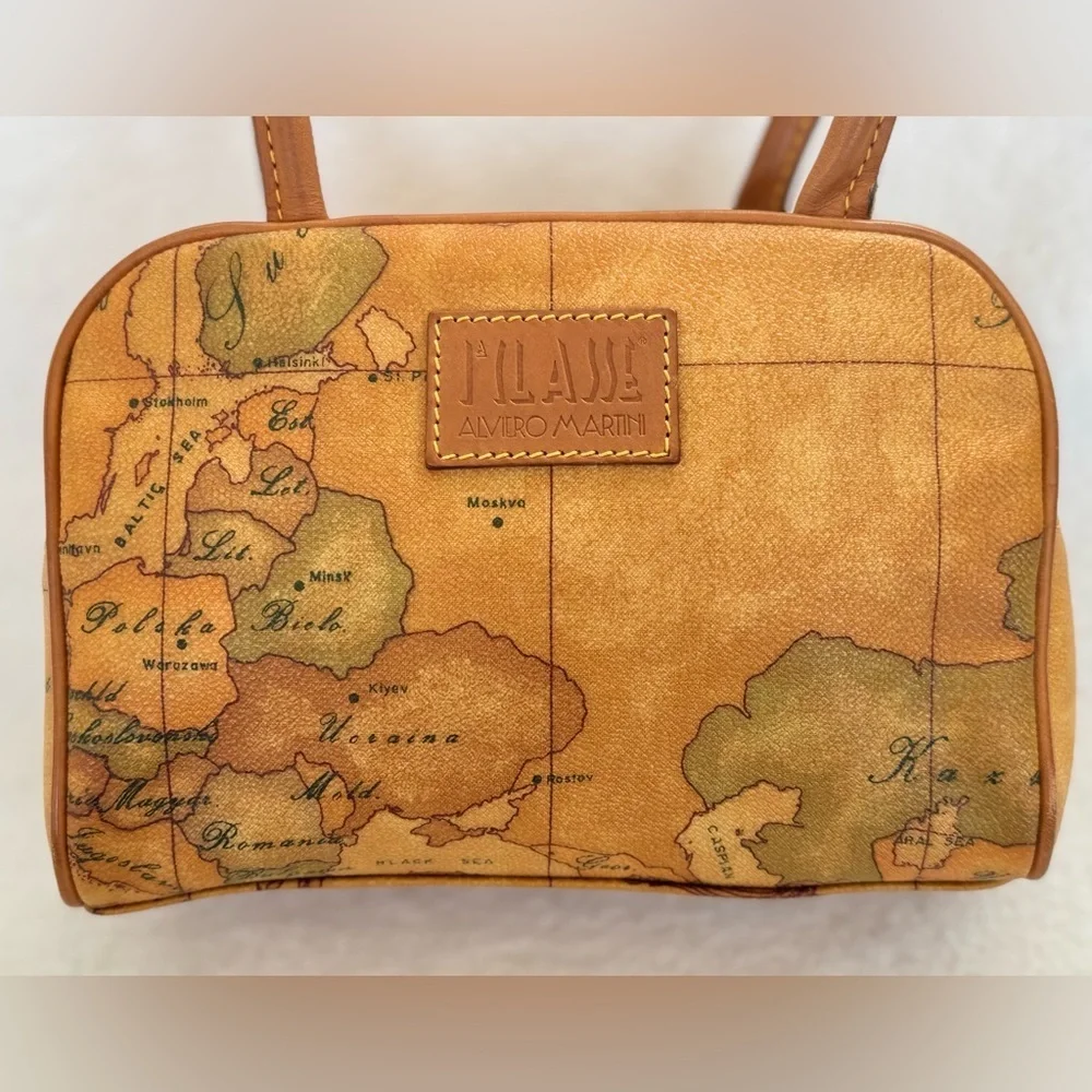 Alviero Martini Women's Tan Map Print Bag